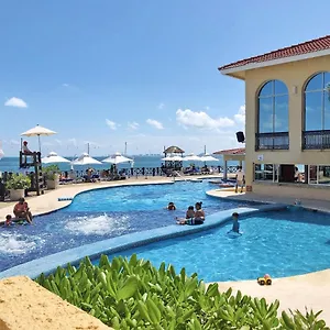 **** Resort All Ritmo & Water Park Mexico